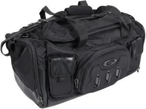 Oakley Urban Ruck RC Duffle Bag, Blackout, One Size