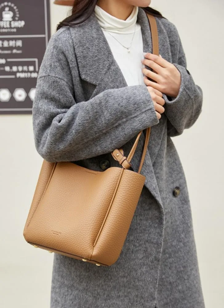 PU Leather Bucket Tote Bags for Women Trendy Vegan Crossbody Bags Designer Ladies Handbags with detachable shoulder Strap