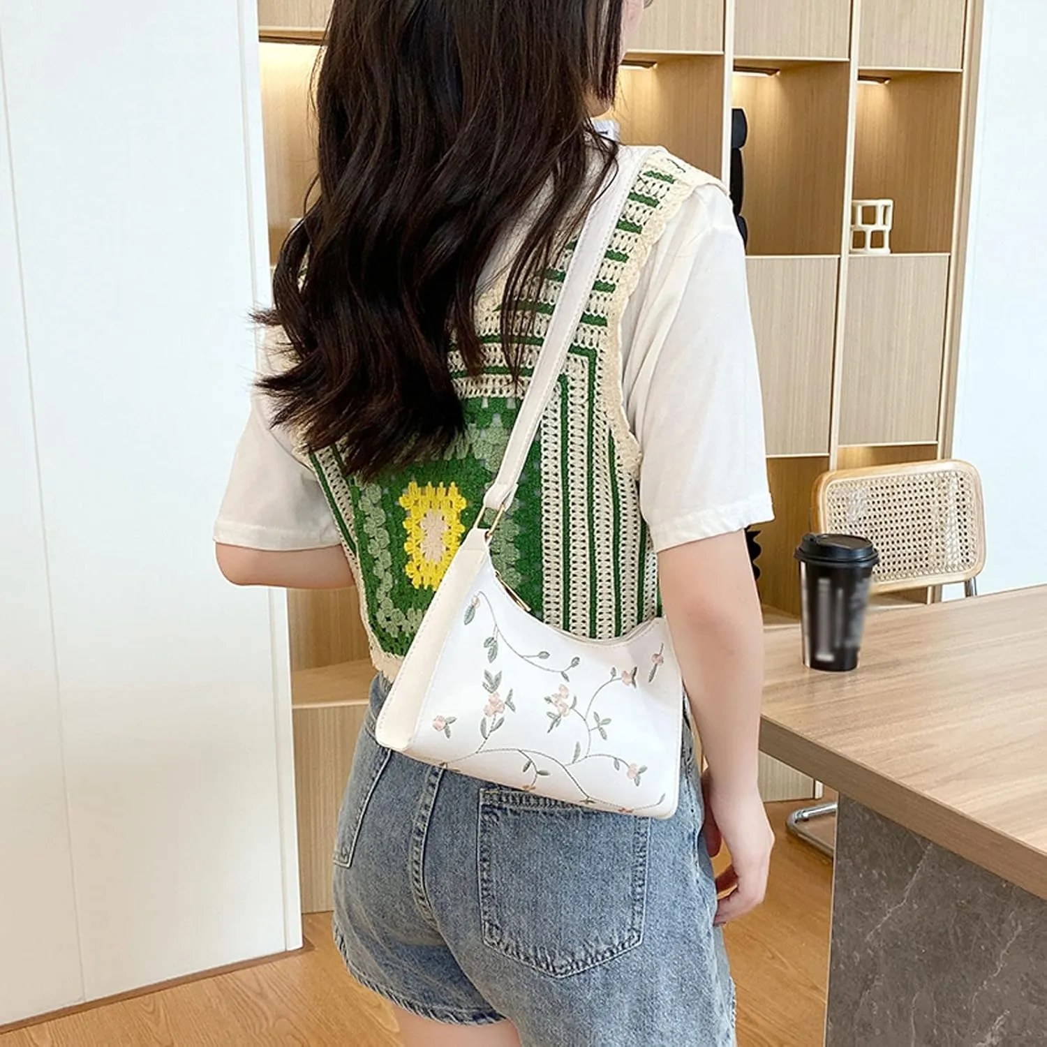 Sling Bags for Women Anti Theft Travel Women's Shoulder Bags Tote Satchel Hobo Cute Purse for Women Trendy(White)