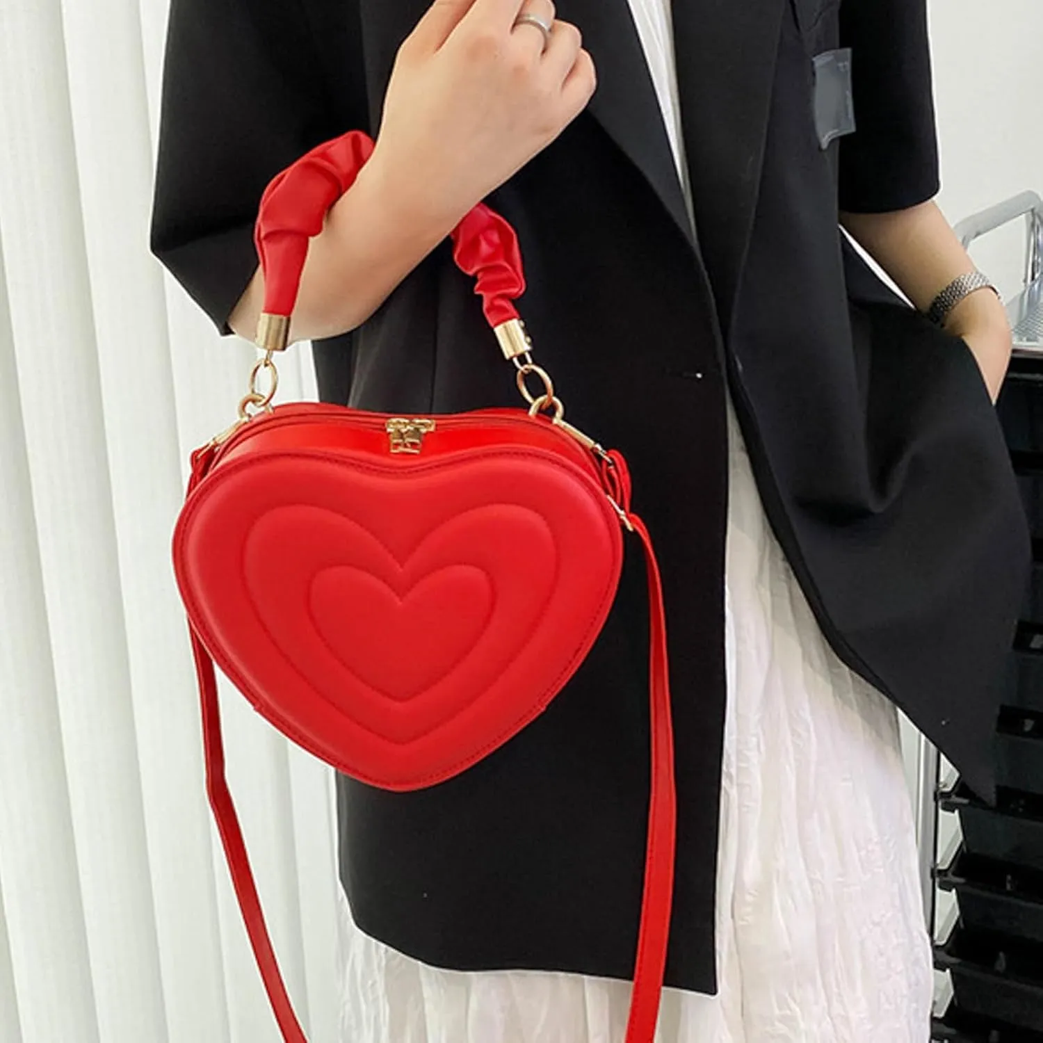 Small Heart Shaped Purse for Women PU Leather Zipper Tote Bag Purse Satchel Cute Crossbody Messenger Handbags