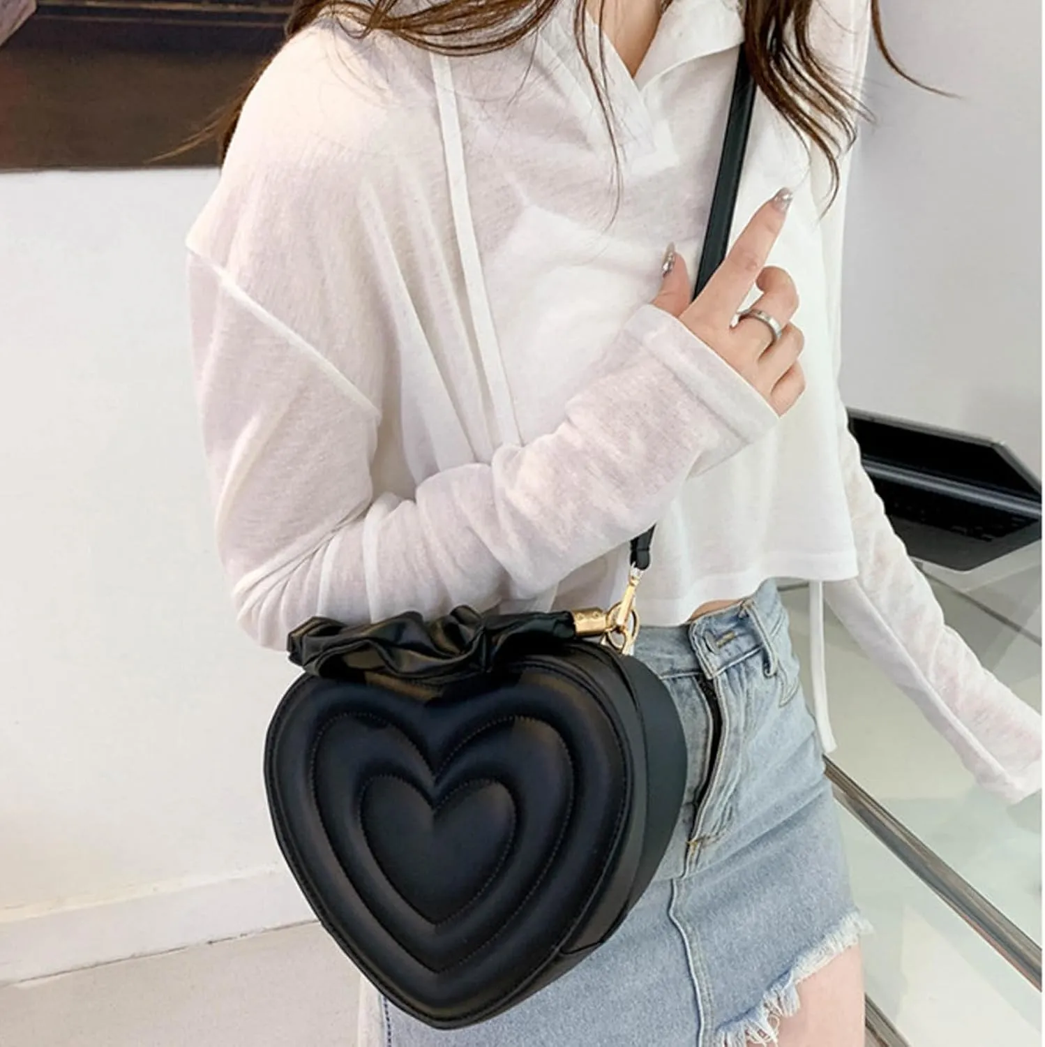 Small Heart Shaped Purse for Women PU Leather Zipper Tote Bag Purse Satchel Cute Crossbody Messenger Handbags