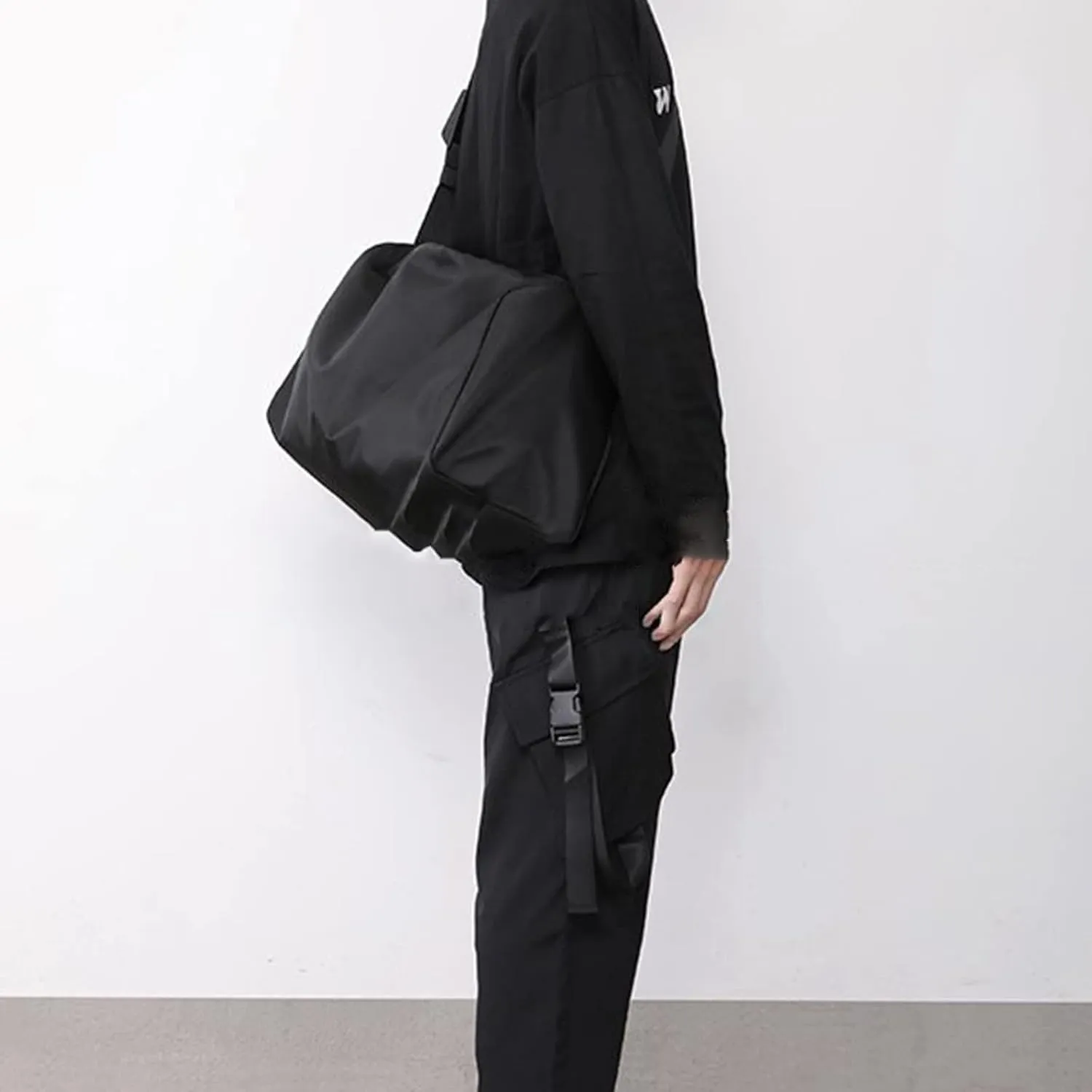 Travel Bags Messenger Bag for Men Nylon Crossbody Duffel Bag Versatile and Stylish Crossbody Shoulder Bag Sports Gym Bag